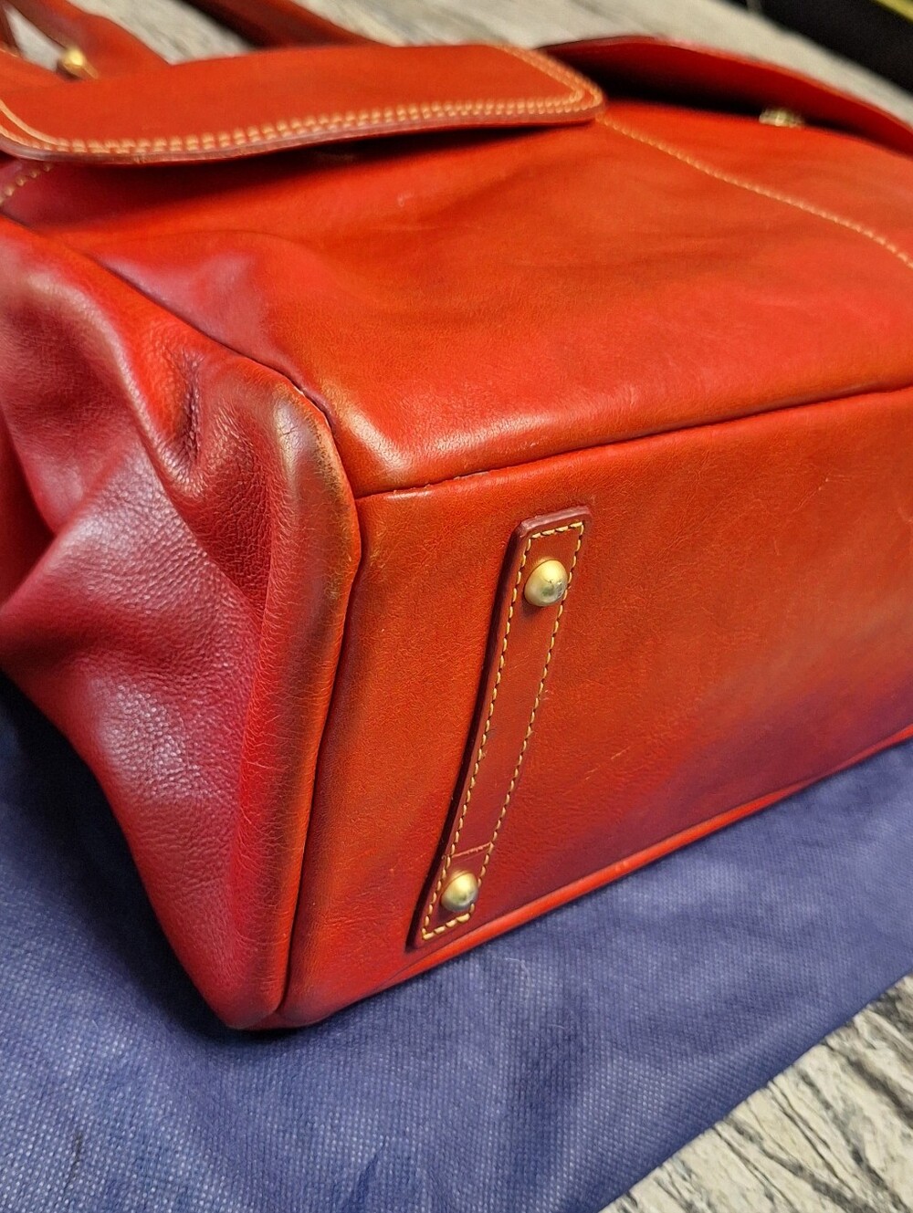 Dooney and Bourke Florentine Leather Pocket Shopper, RED, GUC - Picture 7 of 16